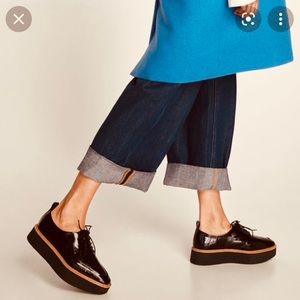 “ZARA TRAFALUC” NEW Without tag ( black Oxford patent platform shoes )